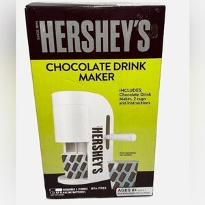 New Hersheys White  Chocolate Drink Maker with 2 Plastic Cups size 8 oz
